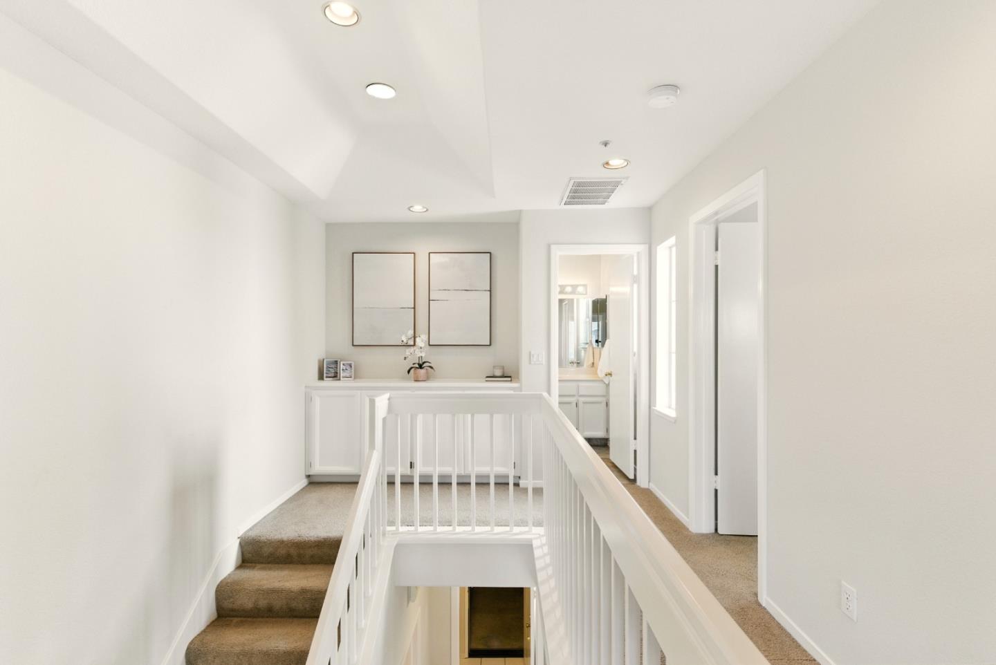 583 Shoal CIR