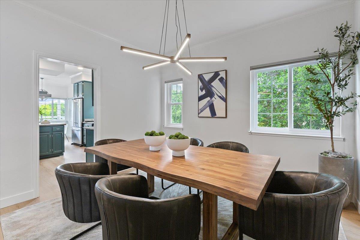 1233 Bellevue AVE 8