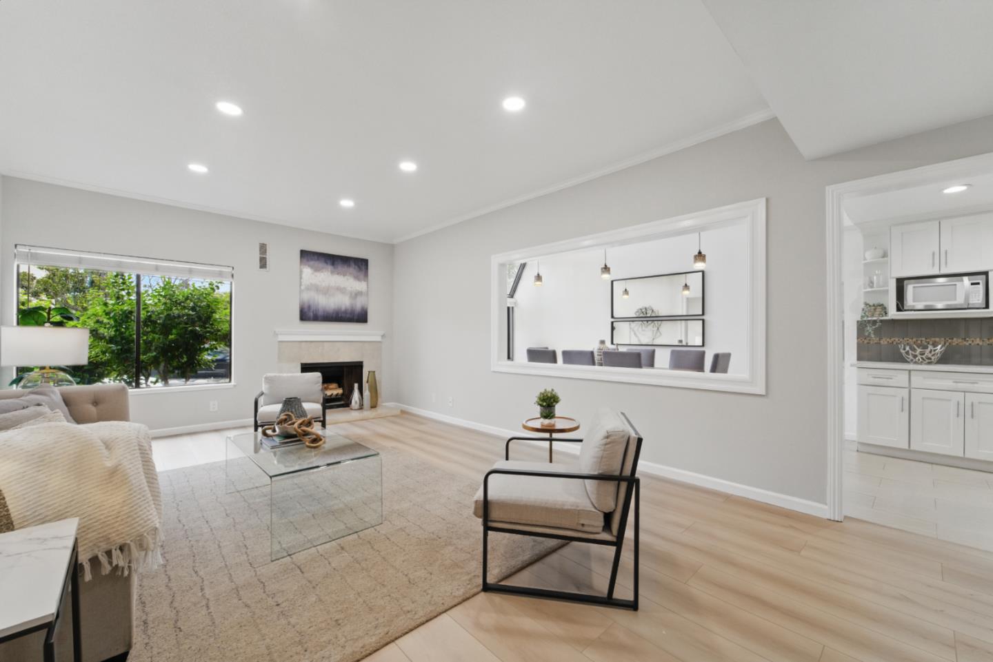 425 N El Camino Real 107