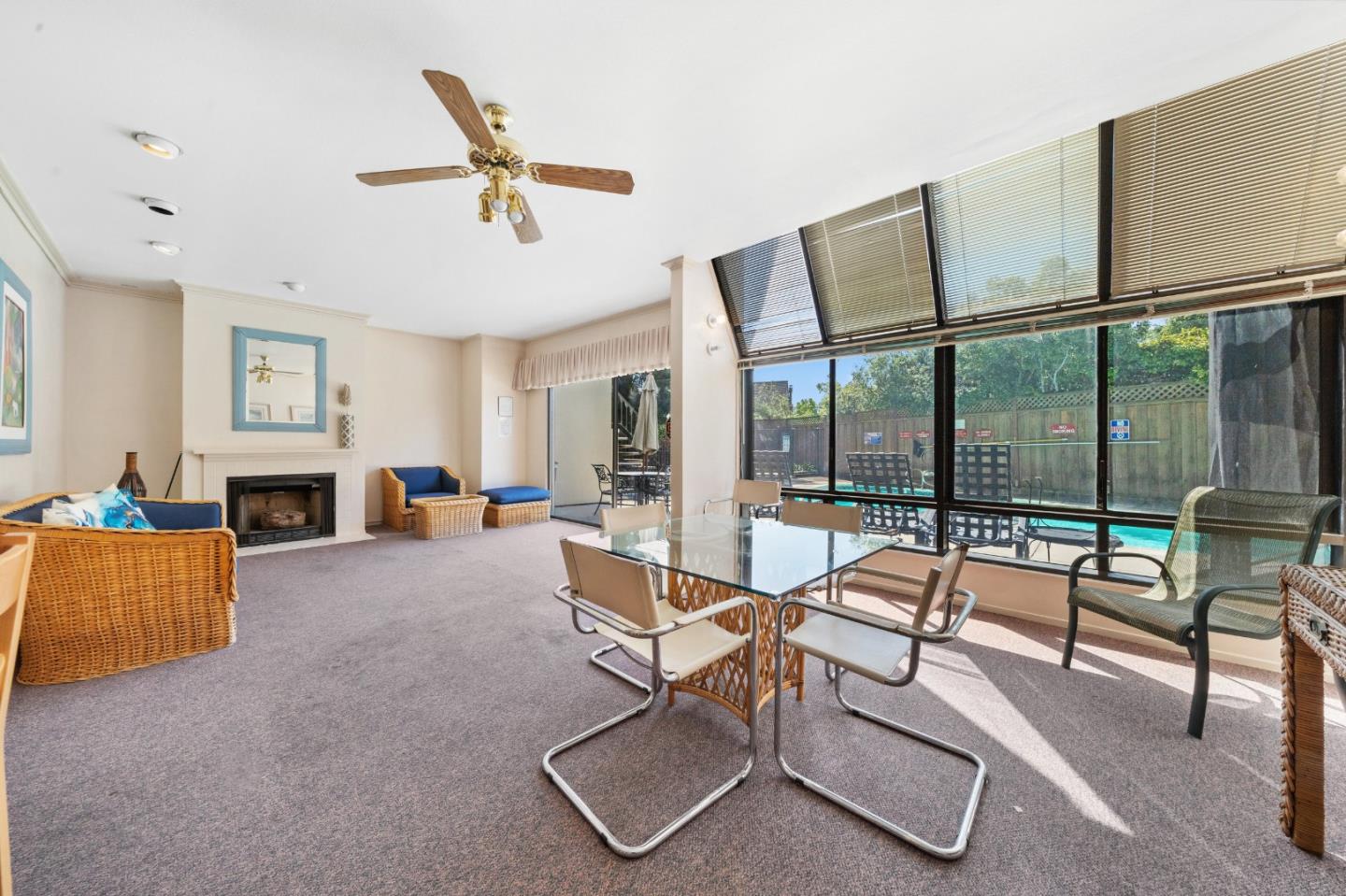 425 N El Camino Real 107