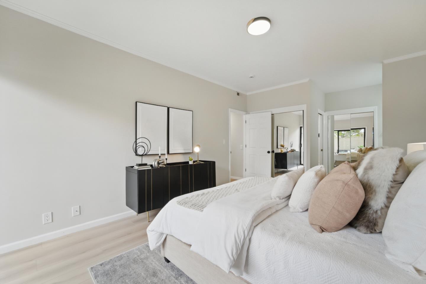 425 N El Camino Real 107