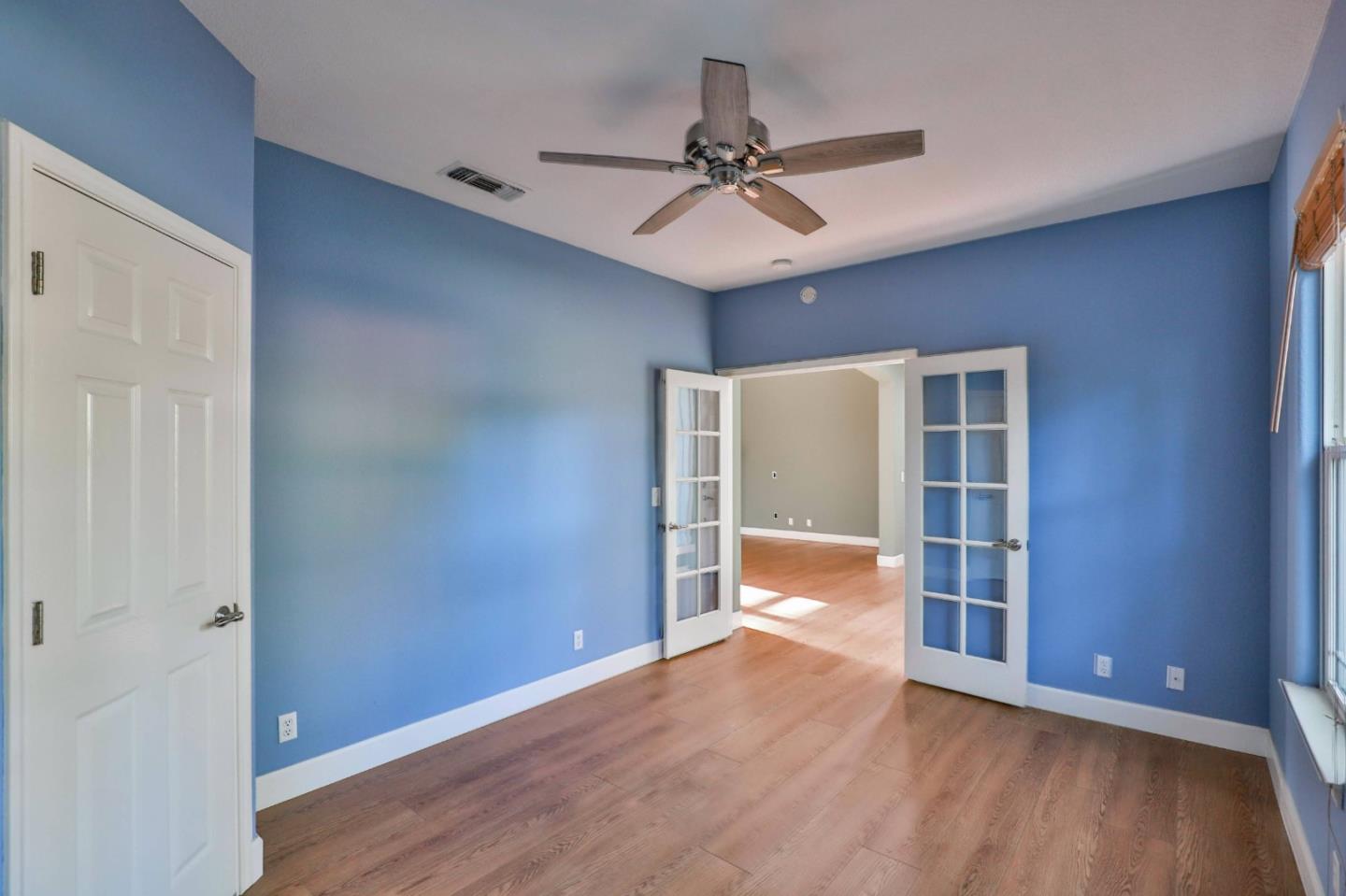 8118 Walnut Fair CIR