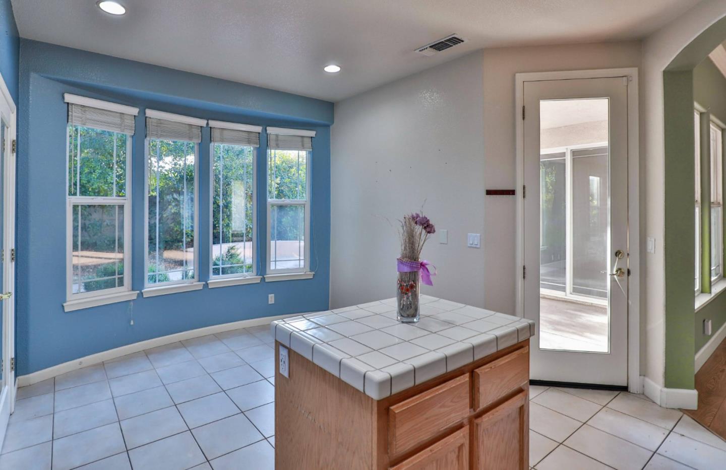 8118 Walnut Fair CIR