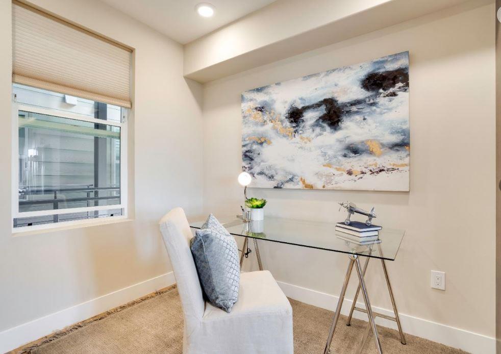 400 Mariners Island BLVD 215