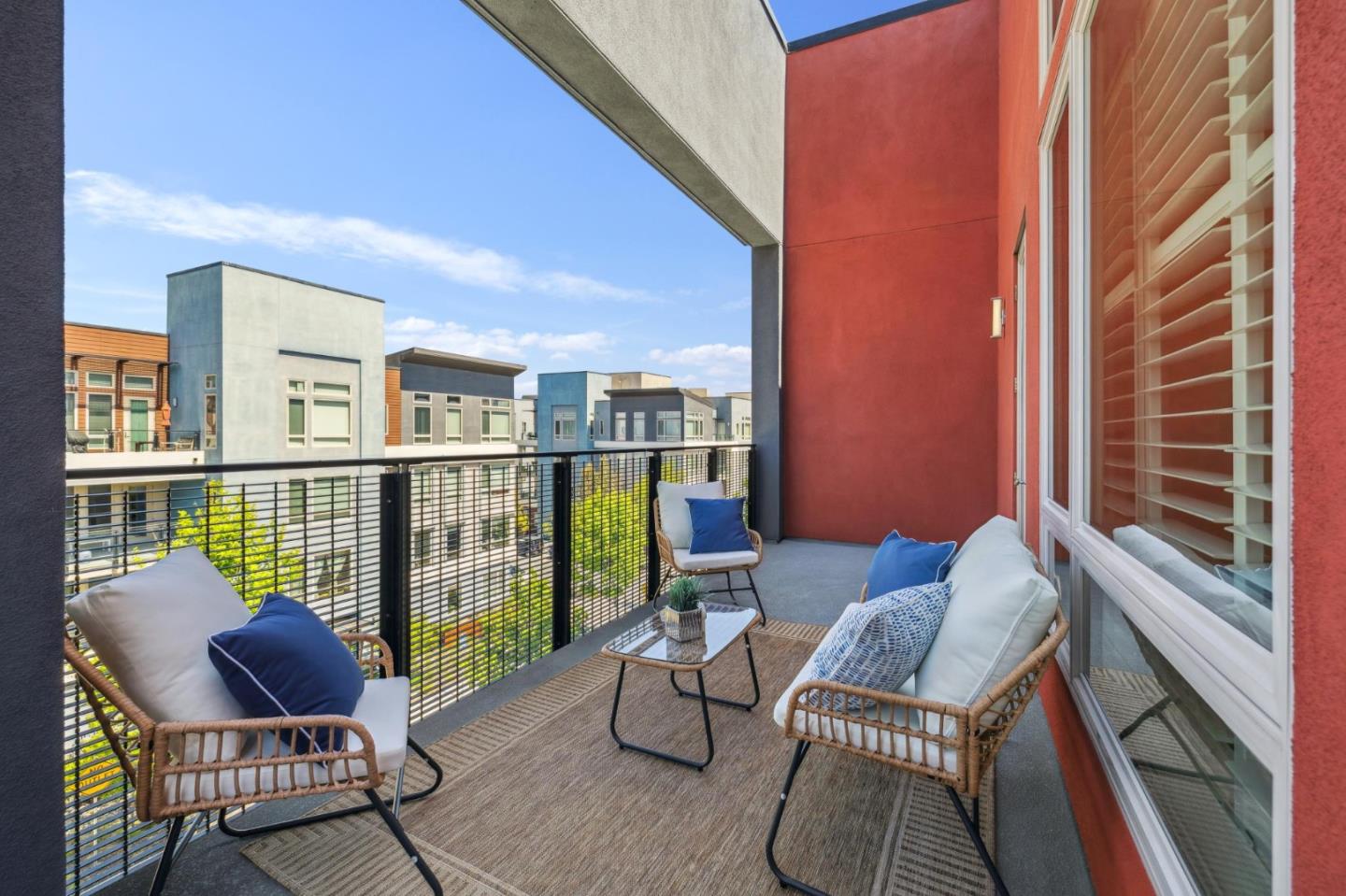 1028 Foster Square LN 404