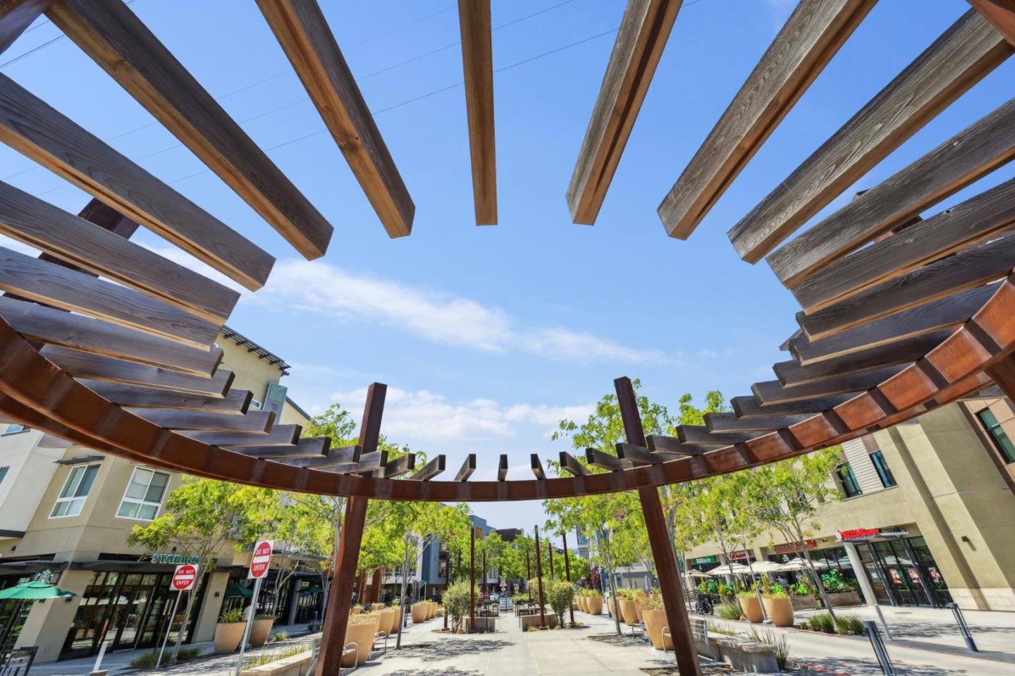 1028 Foster Square LN 404