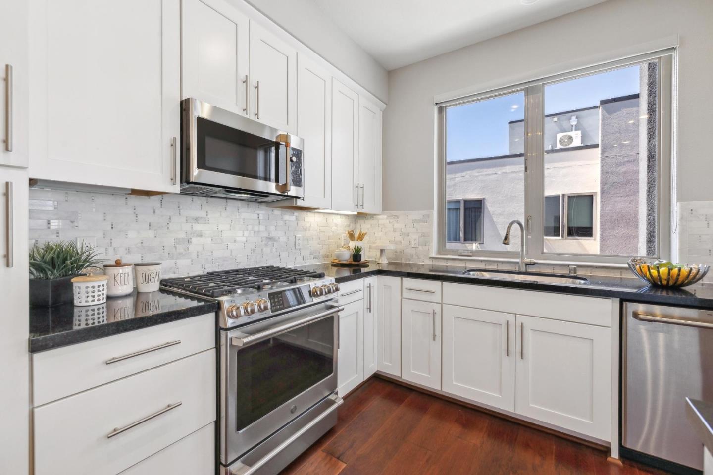 1028 Foster Square LN 404