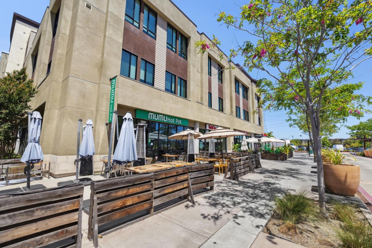 1028 Foster Square LN 404