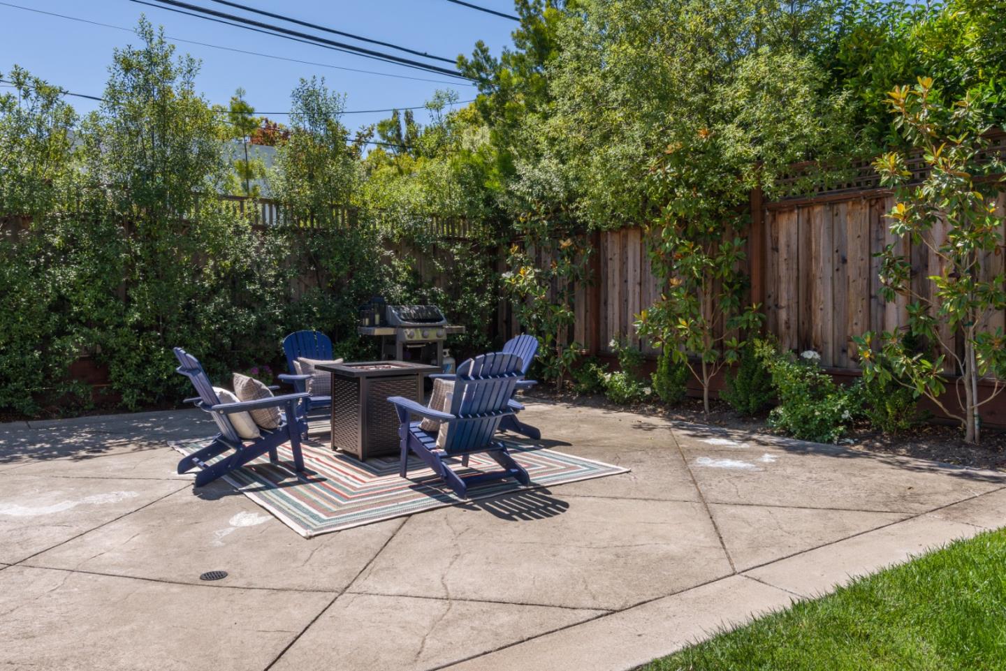 313 Seville Way