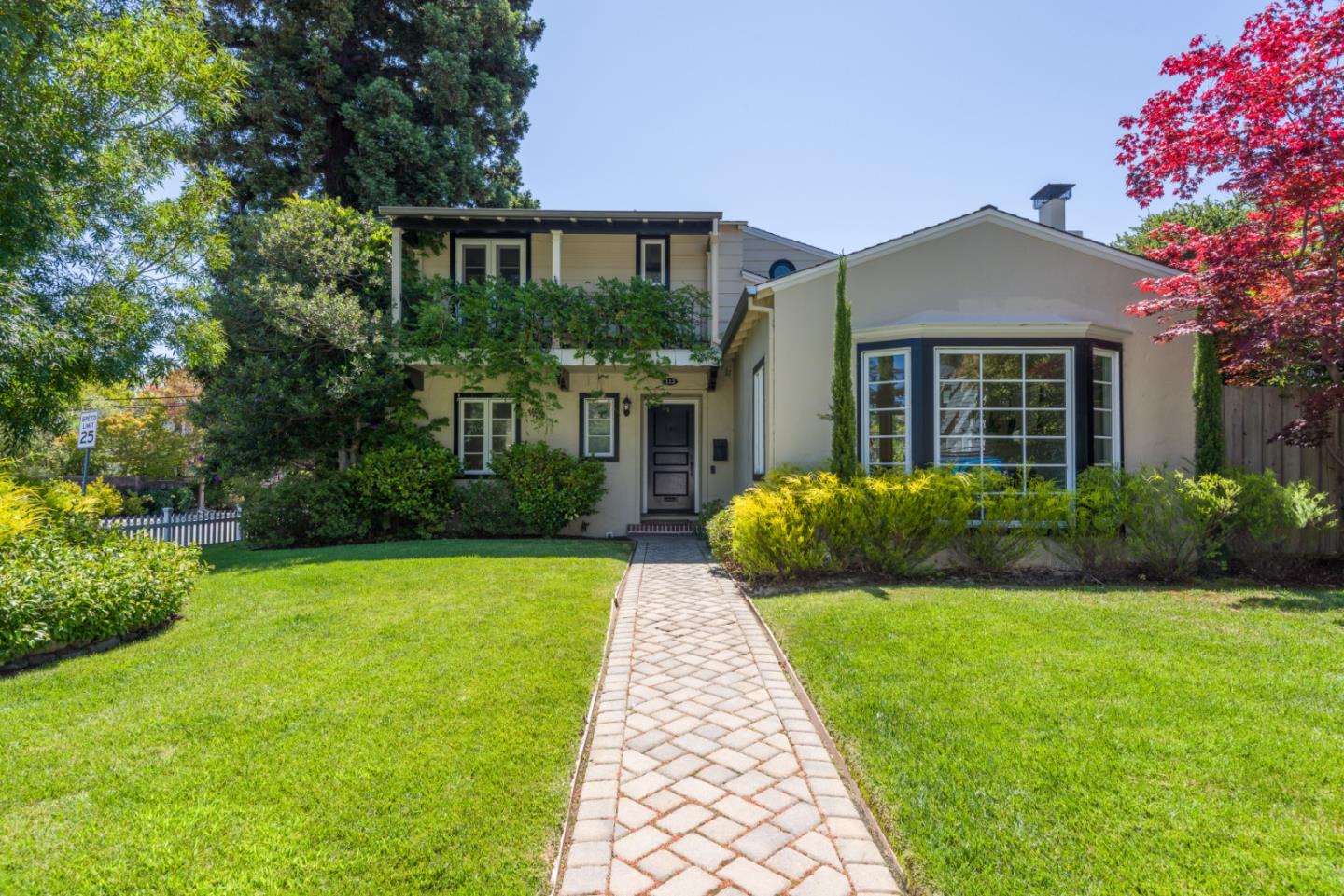 313 Seville Way