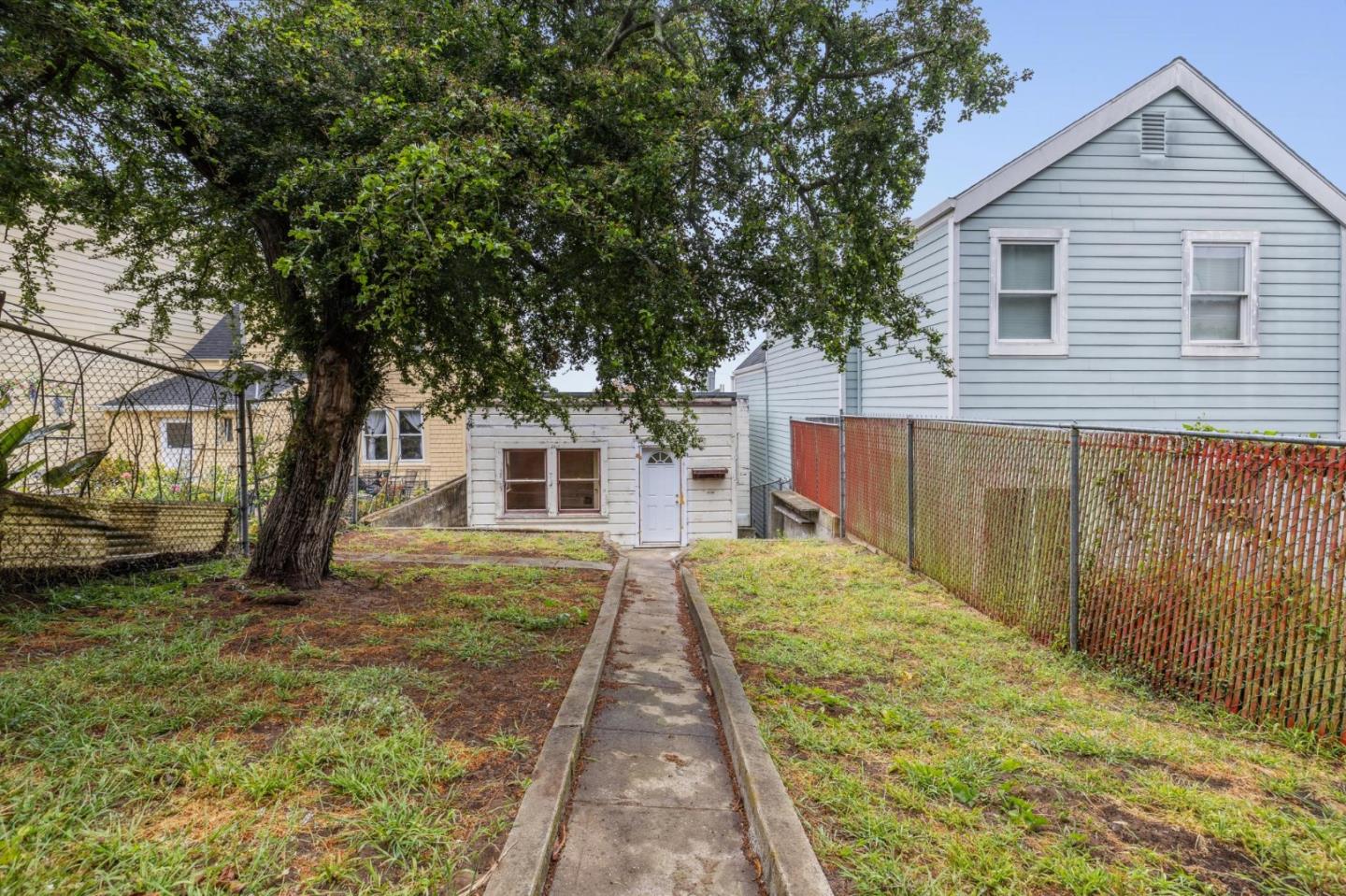 315 Peoria ST