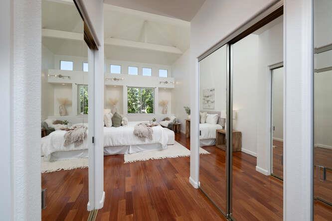 808 Lakeshore Drive