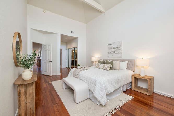 808 Lakeshore Drive