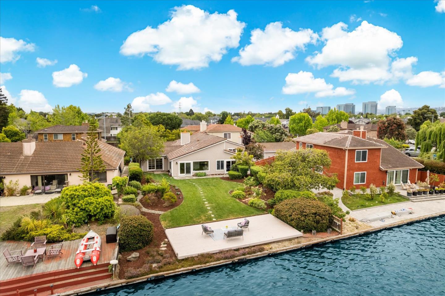 609 Santa Catalina LN