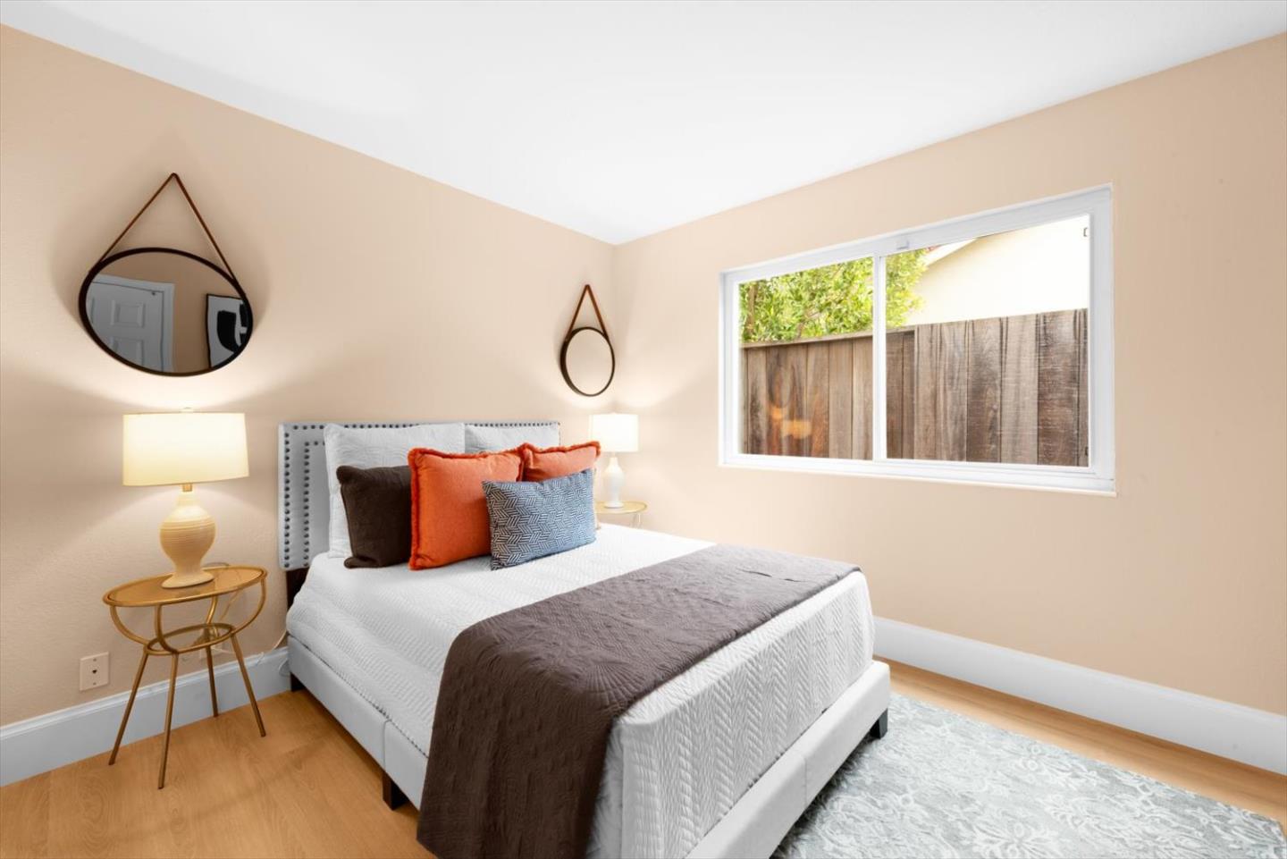 609 Santa Catalina LN