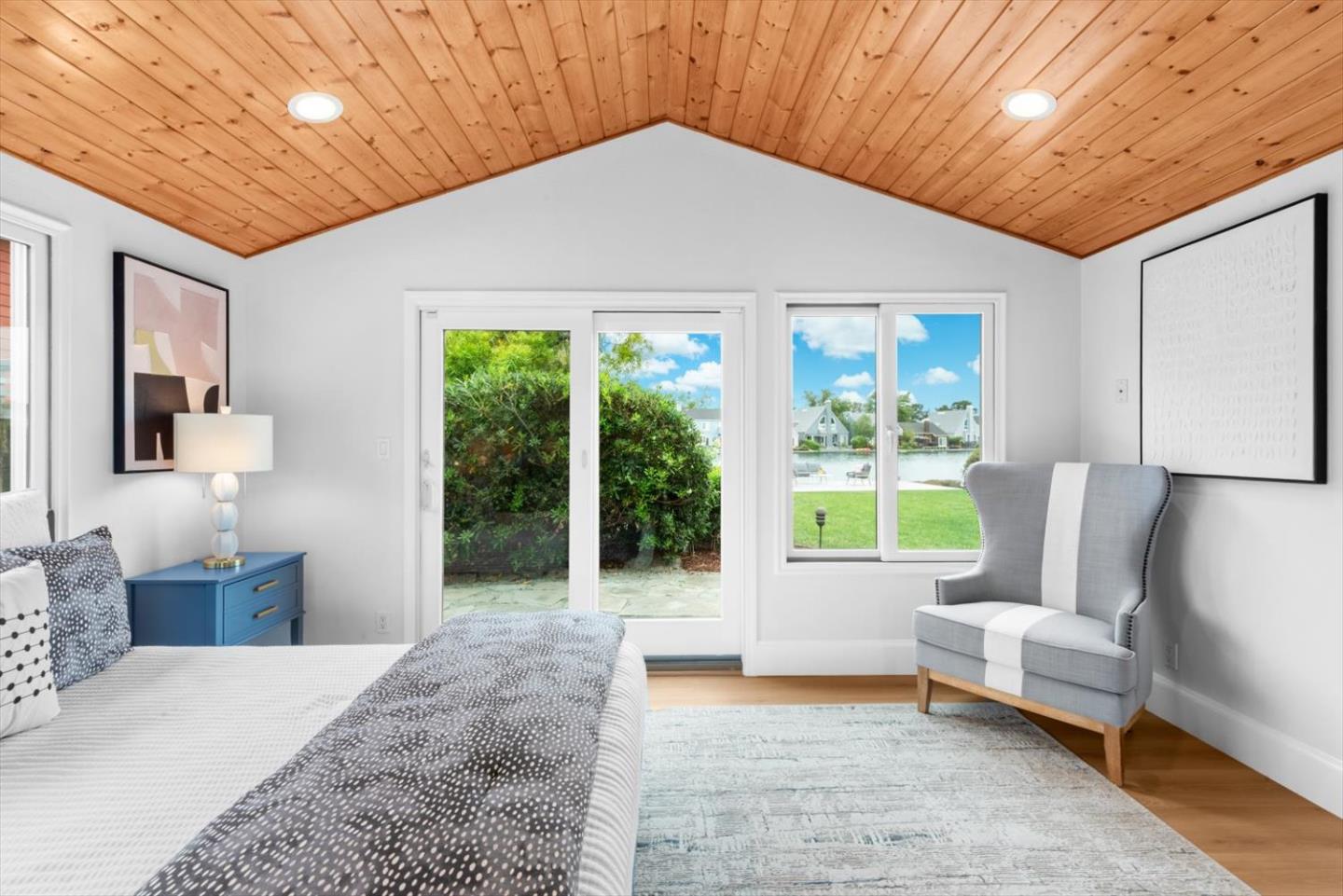 609 Santa Catalina LN