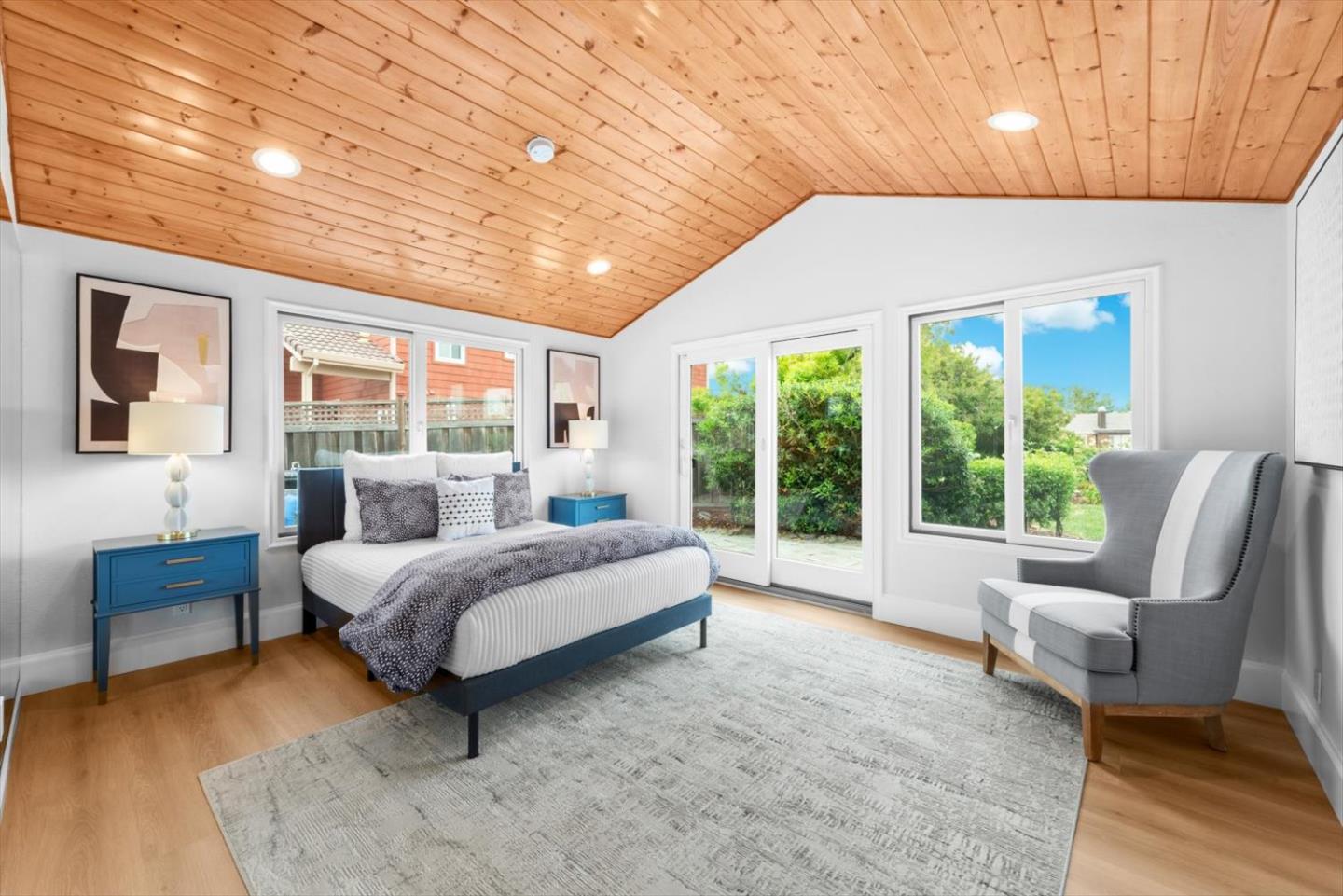 609 Santa Catalina LN