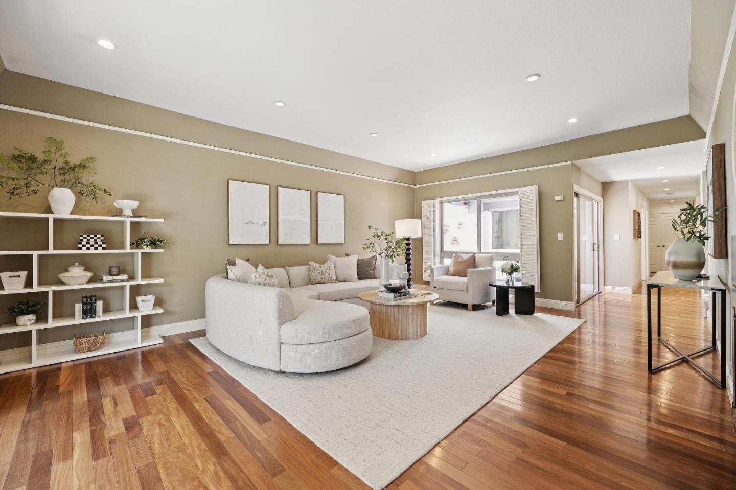 3401 Leafwood CT