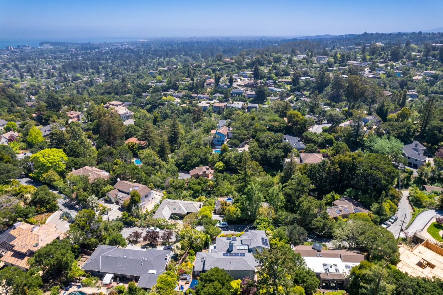 154 Los Robles DR