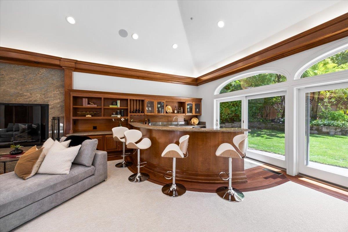 801 Eucalyptus AVE
