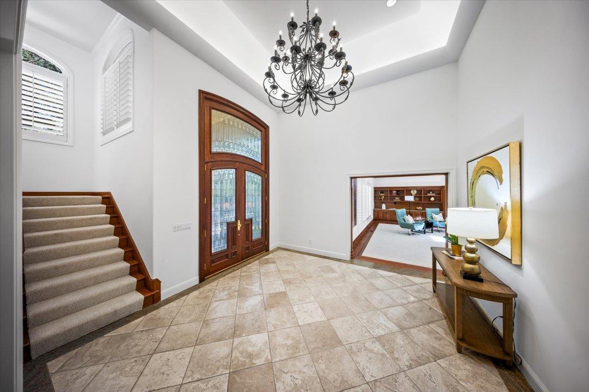 801 Eucalyptus AVE
