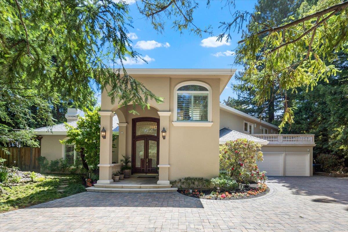 801 Eucalyptus AVE