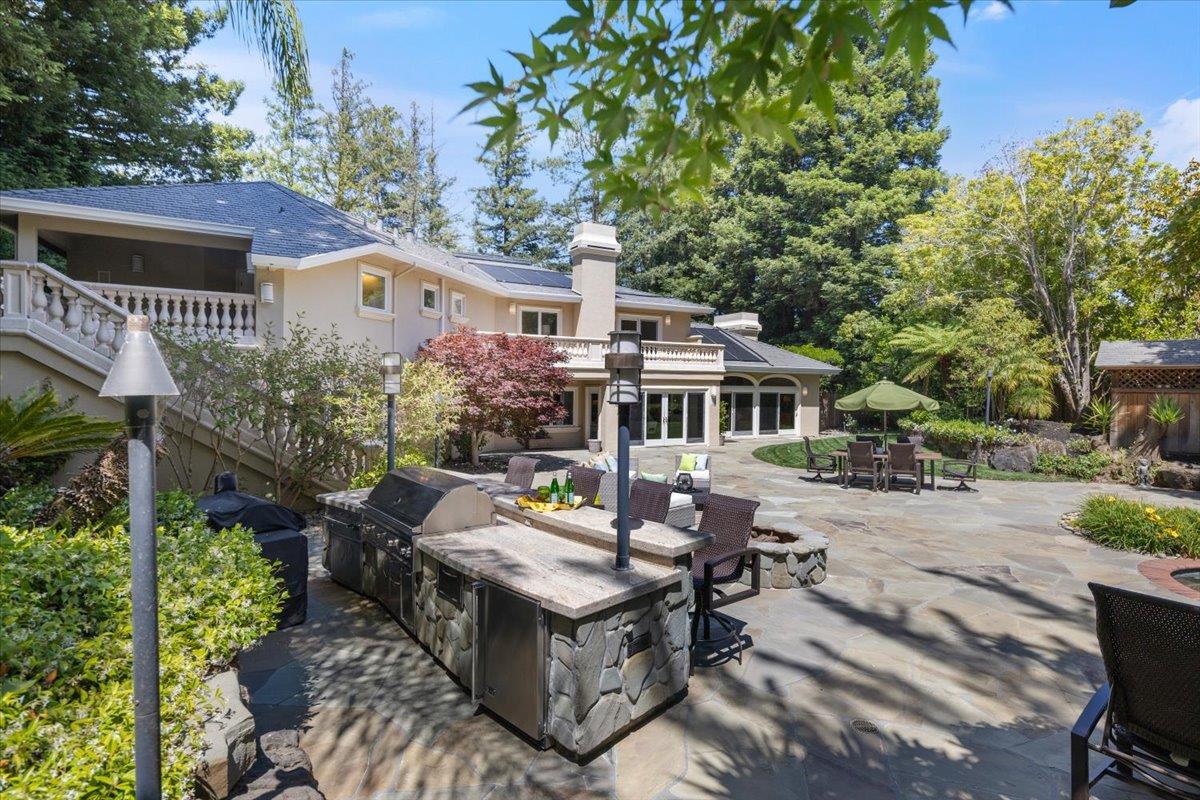 801 Eucalyptus AVE