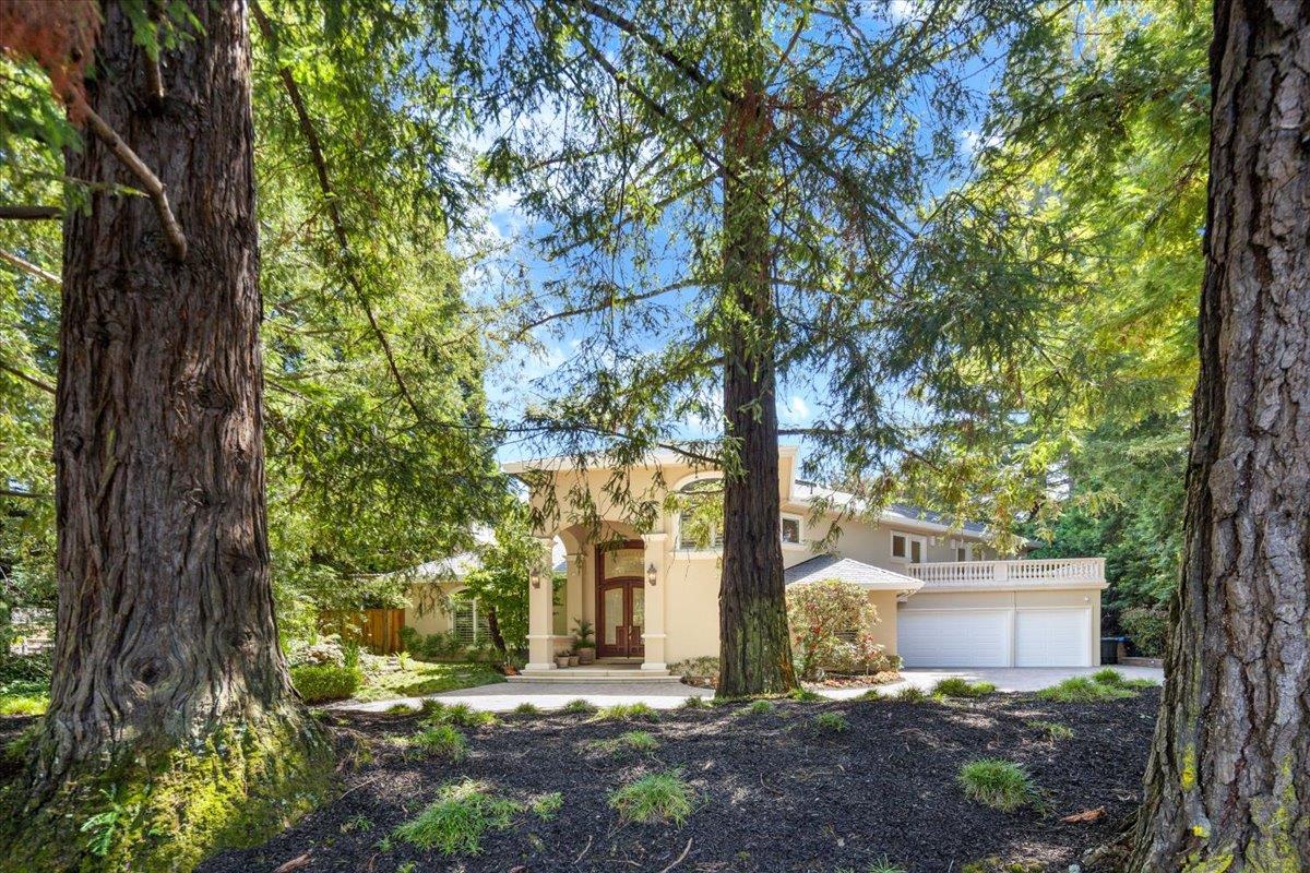 801 Eucalyptus AVE