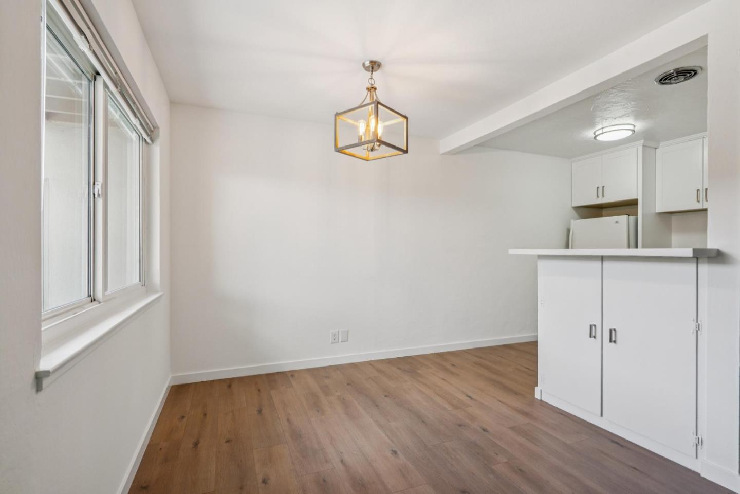 900 Toyon DR