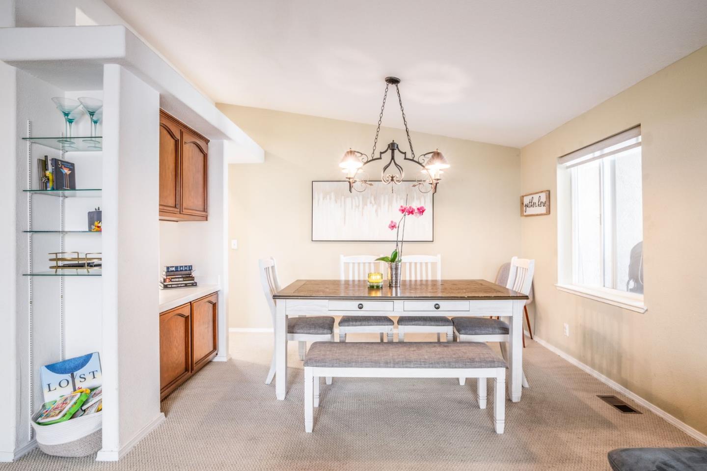 715 Sonora AVE