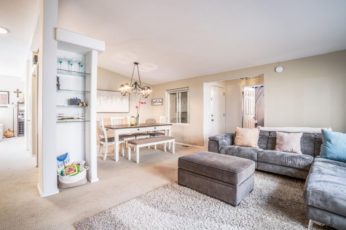 715 Sonora AVE