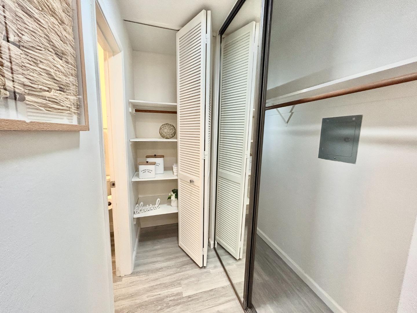 707 Fathom DR 102
