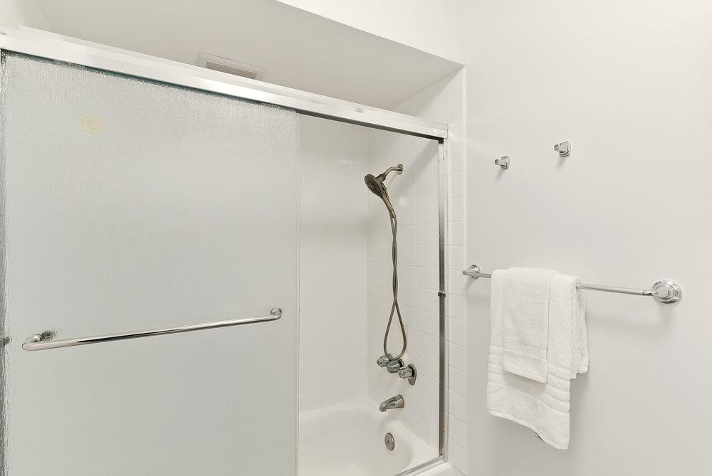 707 Fathom DR 102