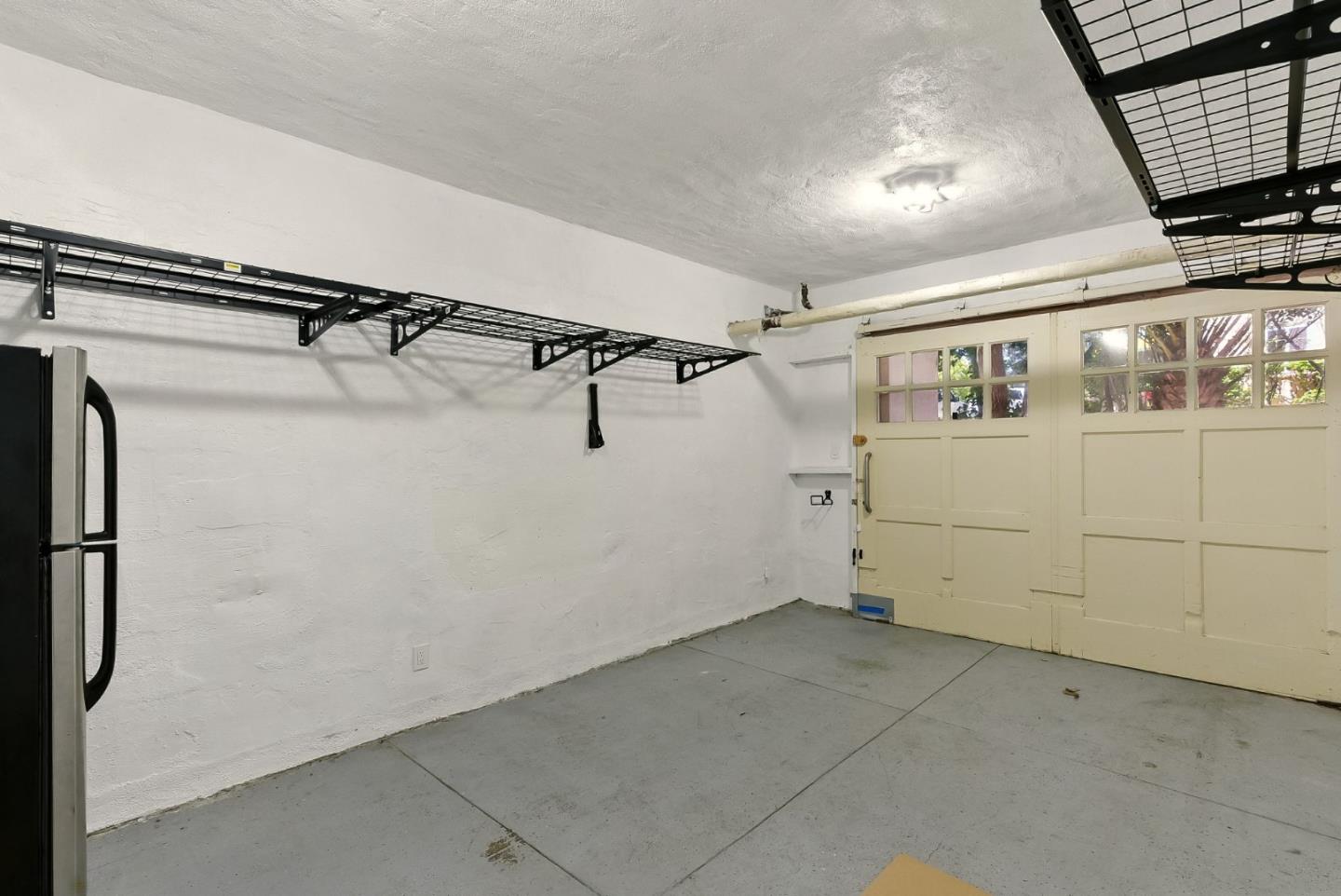 212 Eaton RD 1