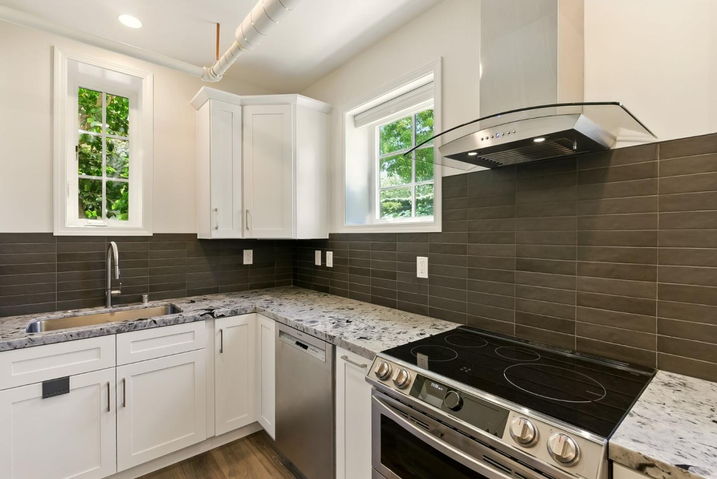 212 Eaton RD 1