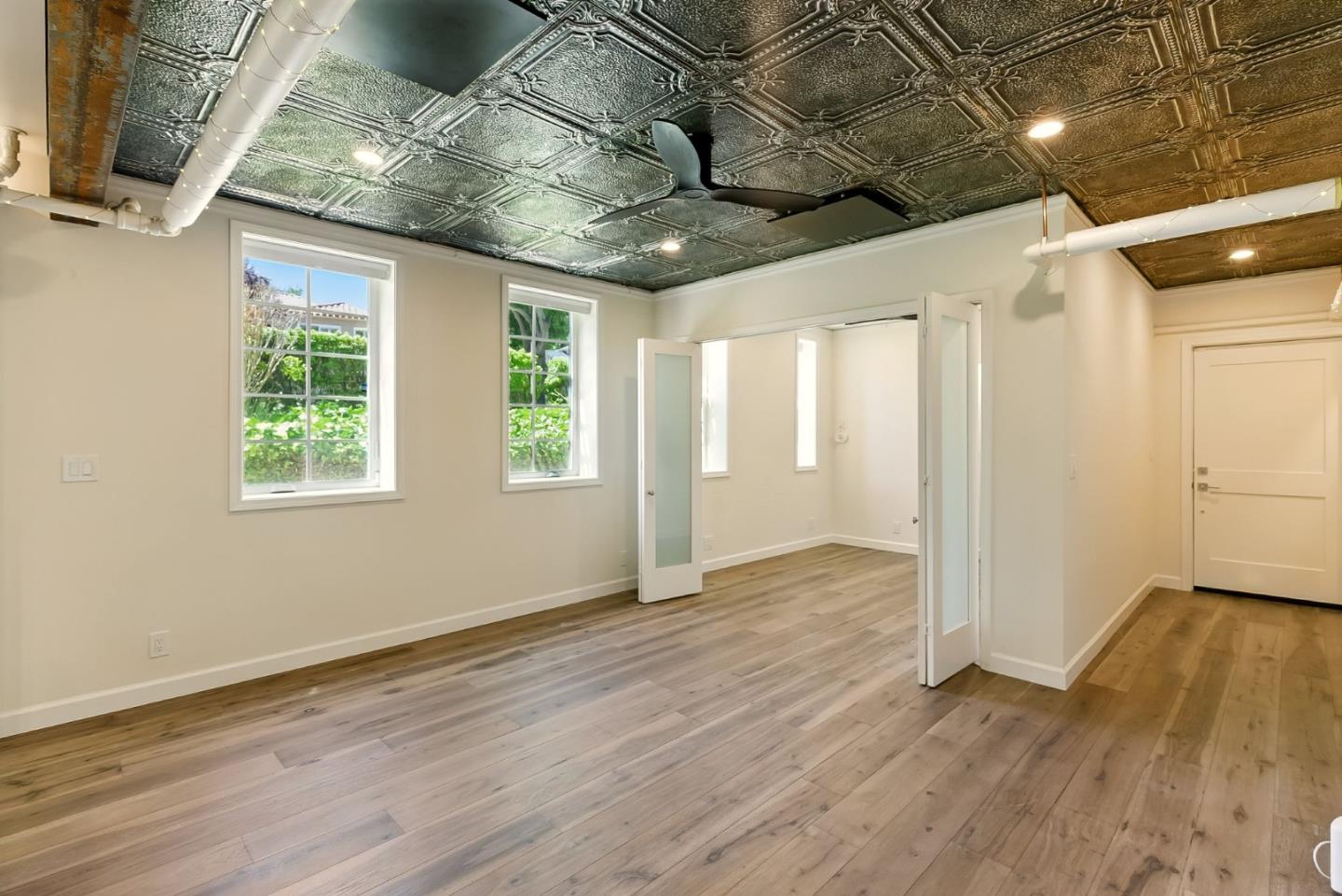 212 Eaton RD 1