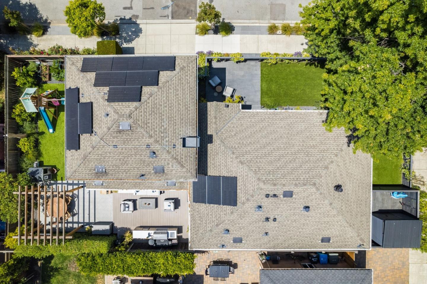 240 Bancroft RD