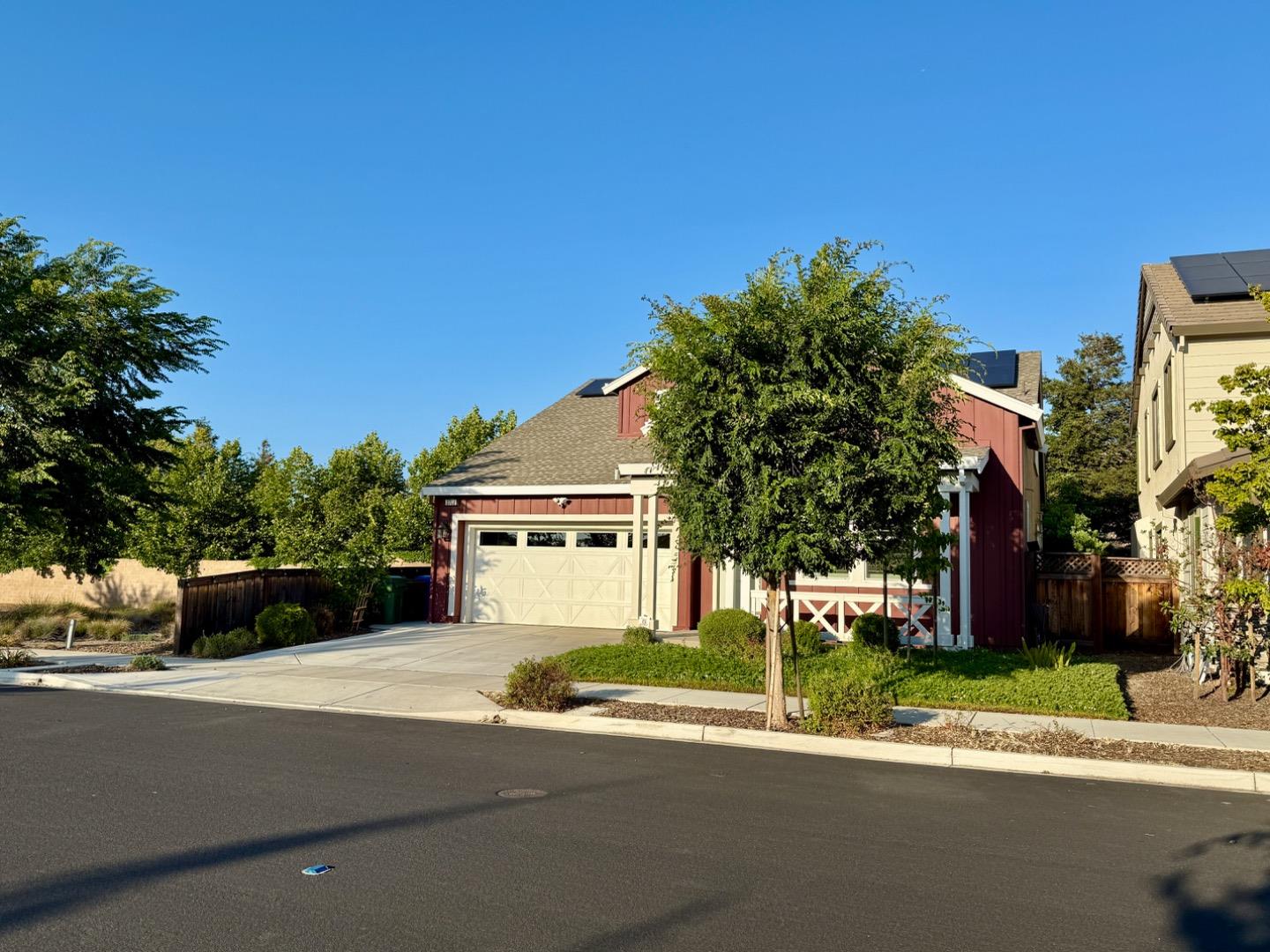 2700 Alexia LN