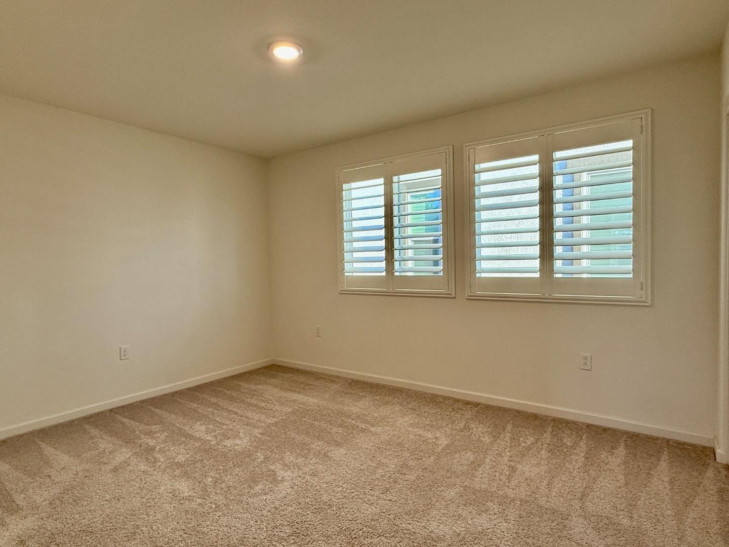 2700 Alexia LN
