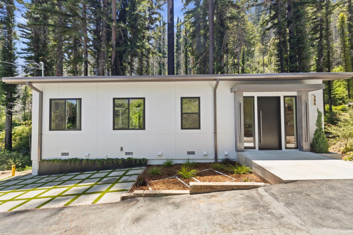 395 Boulder Brook Drive