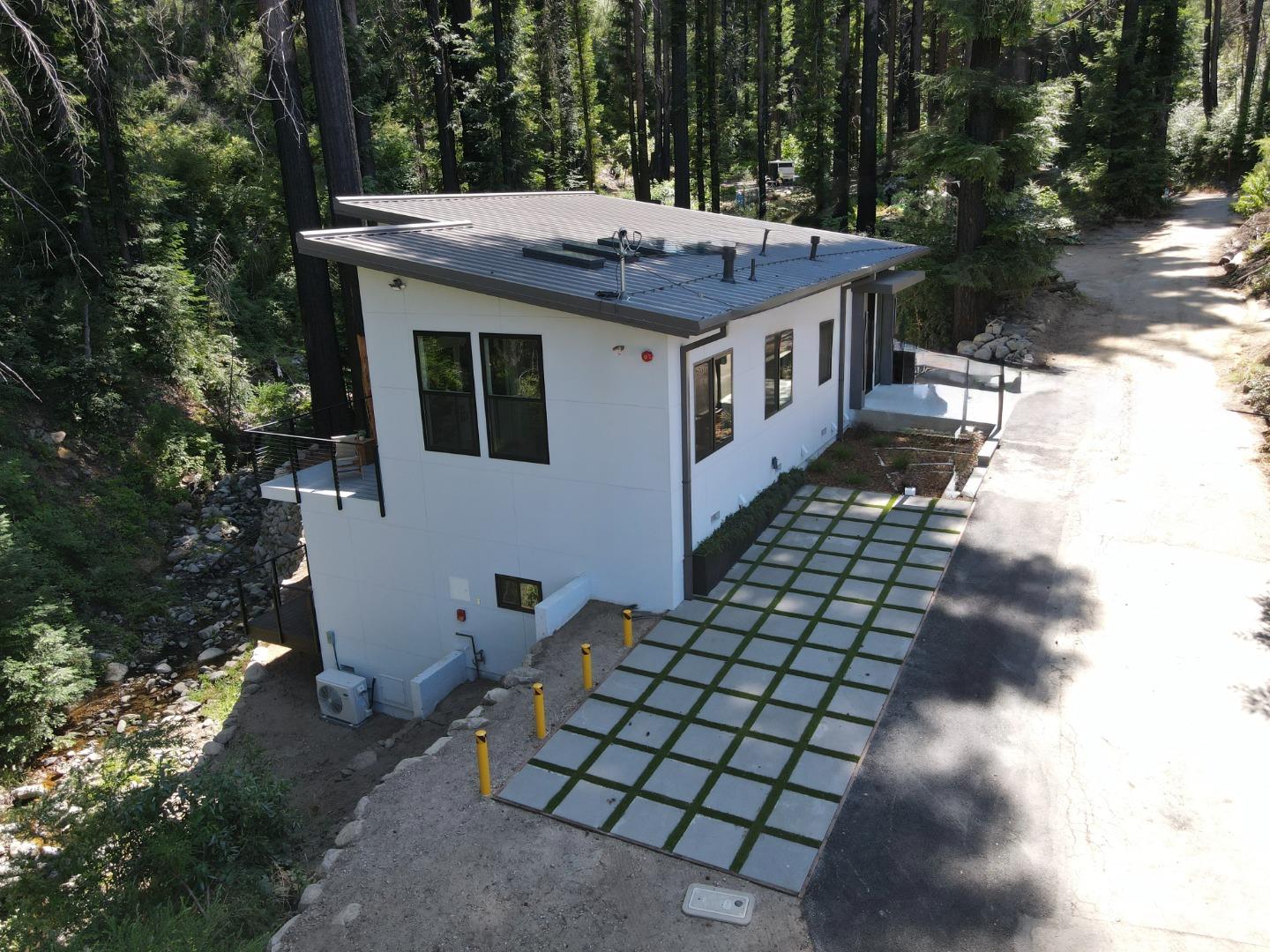 395 Boulder Brook Drive