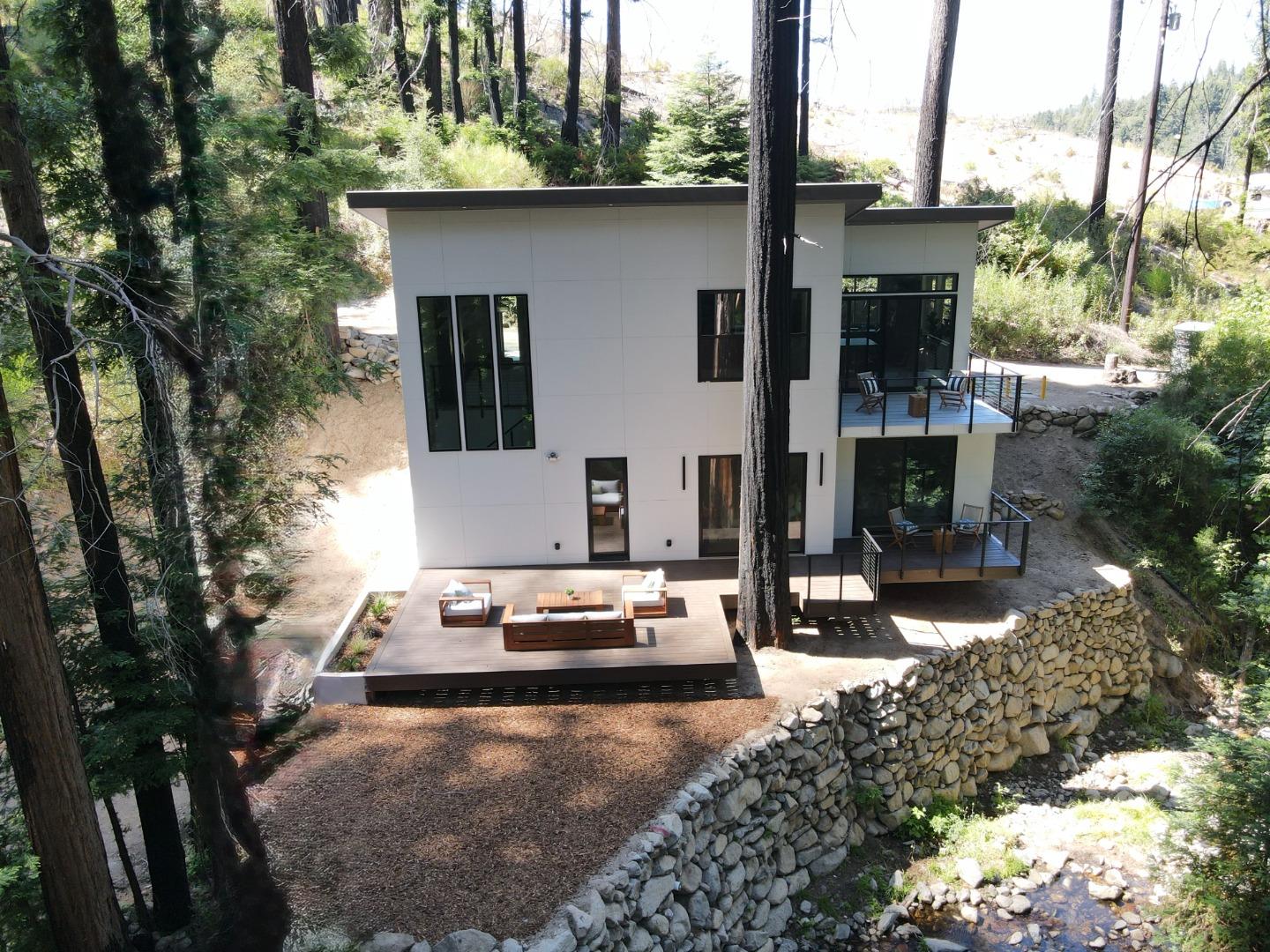 395 Boulder Brook Drive