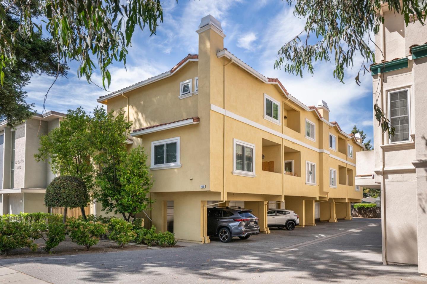 1408 El Camino Real 3