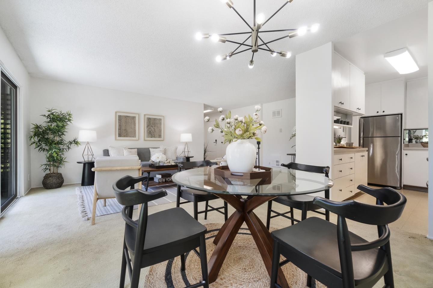 820 North Delaware Street 214