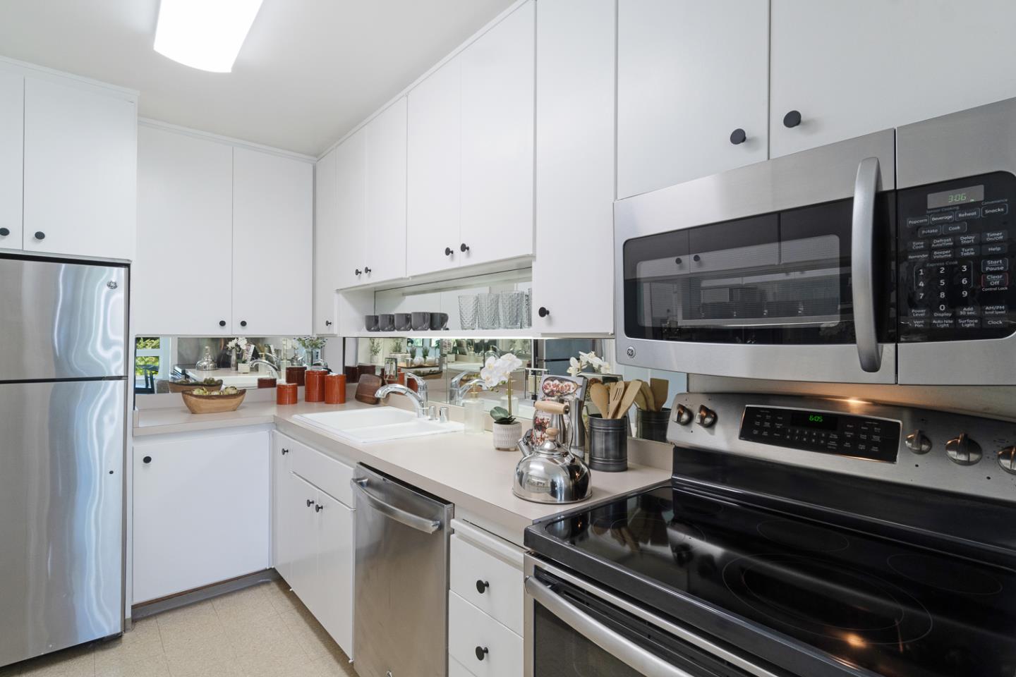 820 North Delaware Street 214