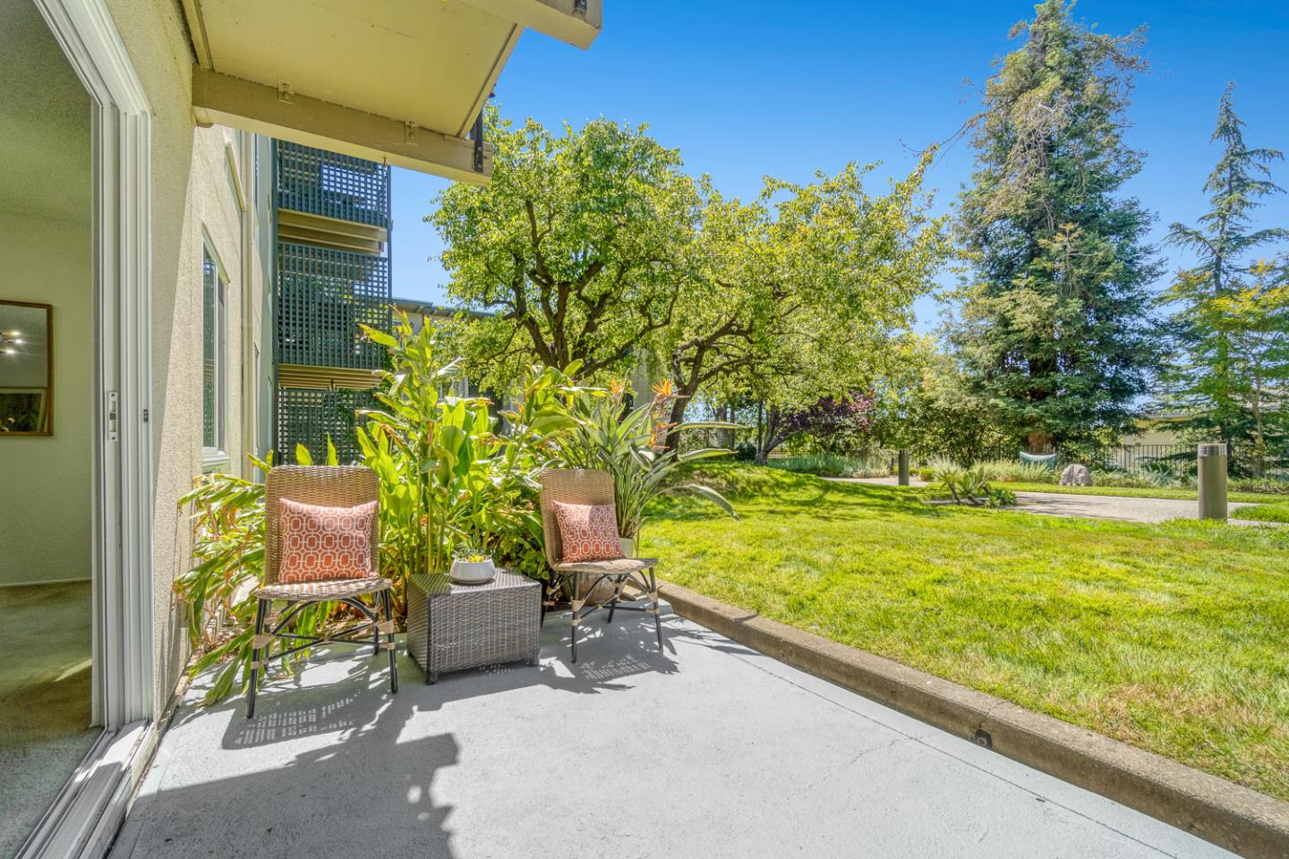 820 North Delaware Street 214