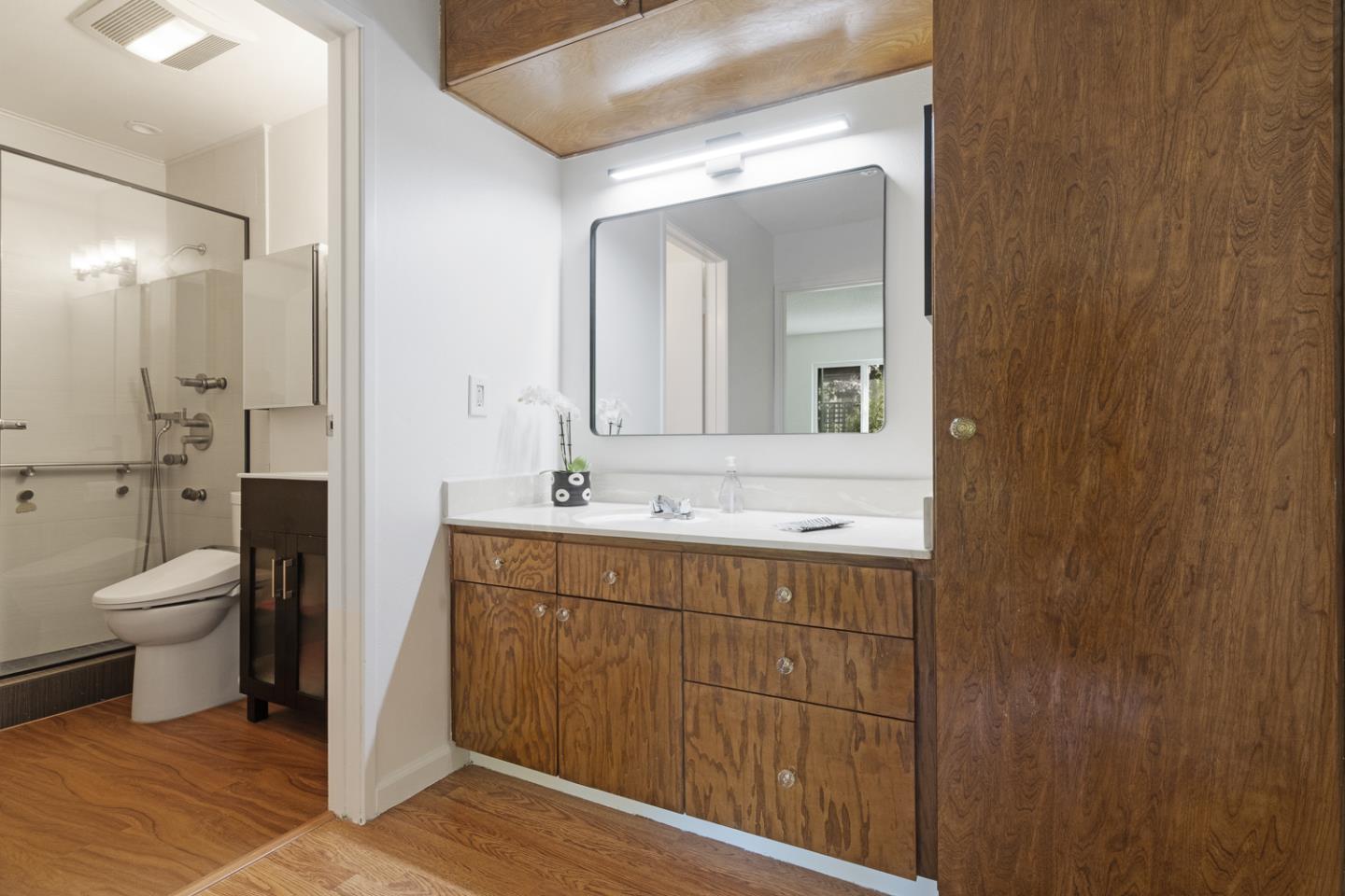 820 North Delaware Street 214