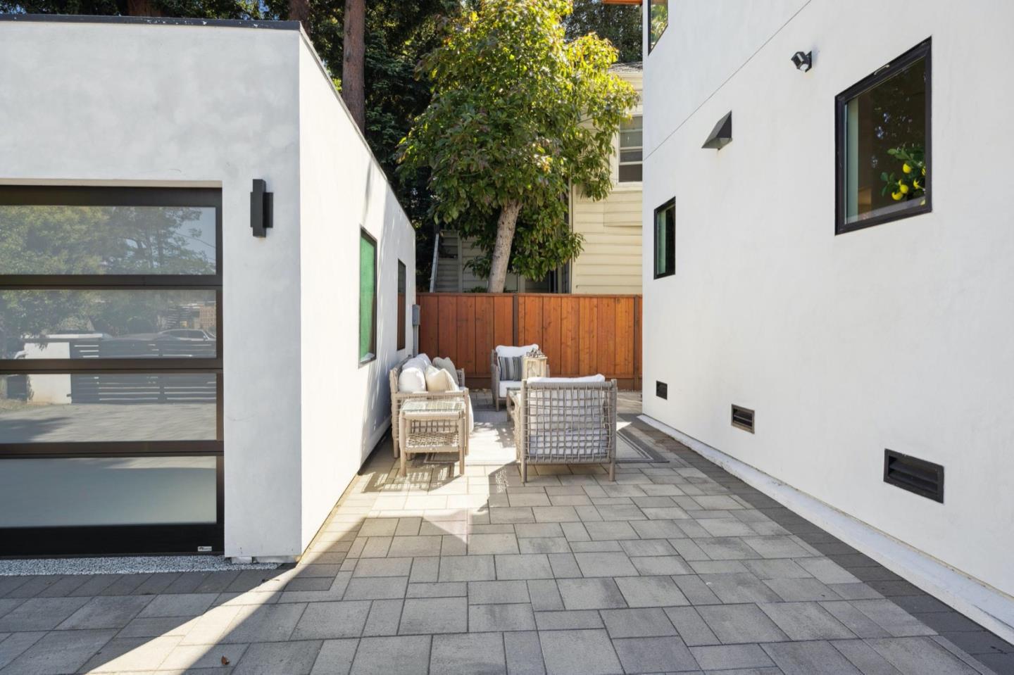 33 Highland Avenue