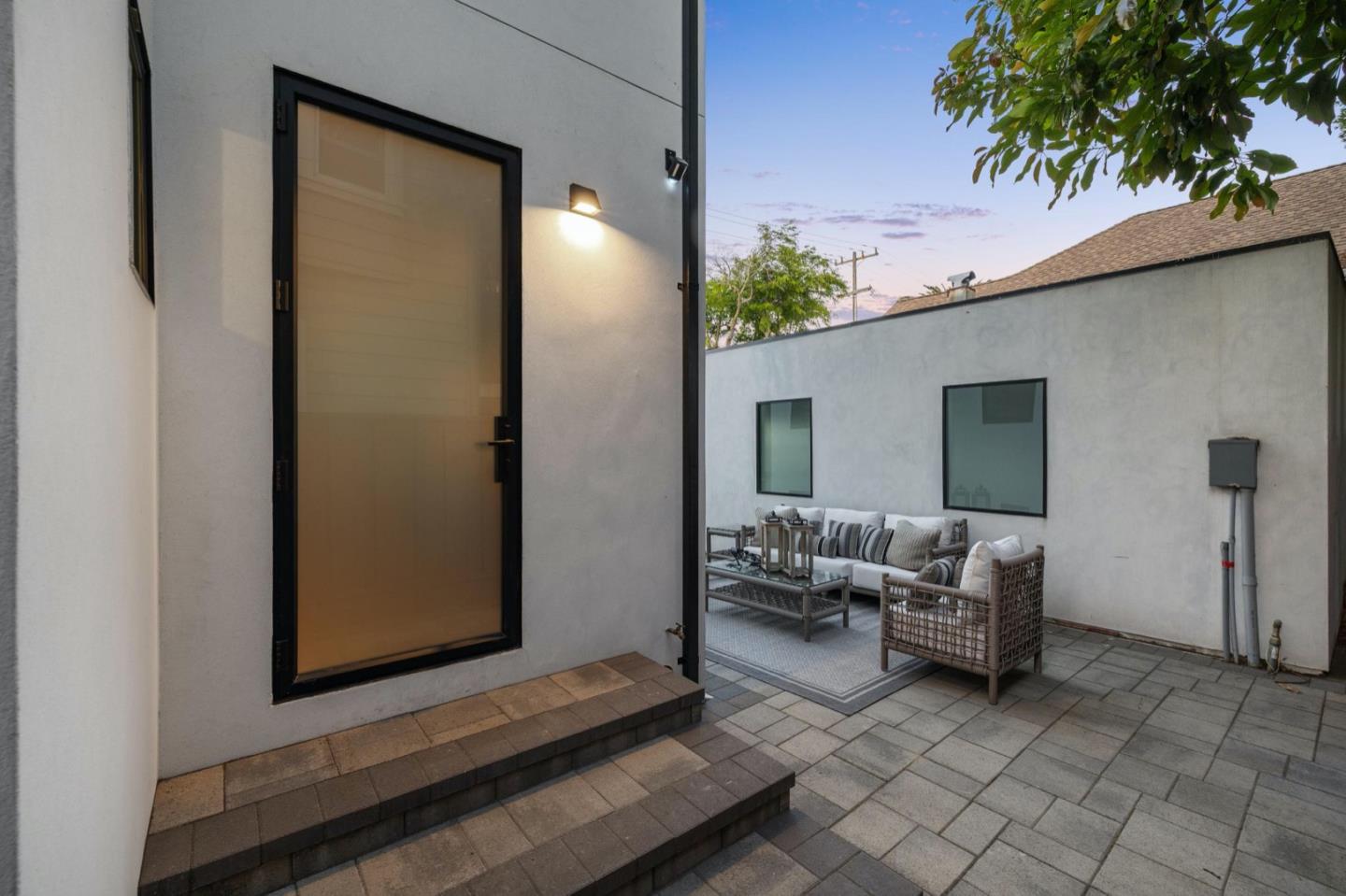 33 Highland Avenue