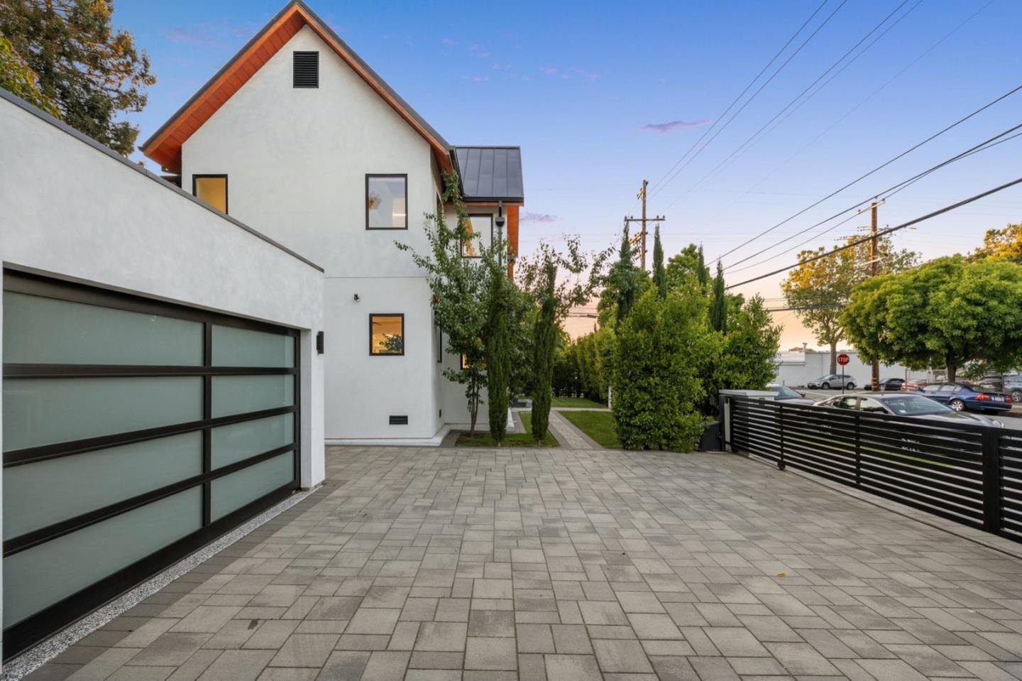 33 Highland Avenue